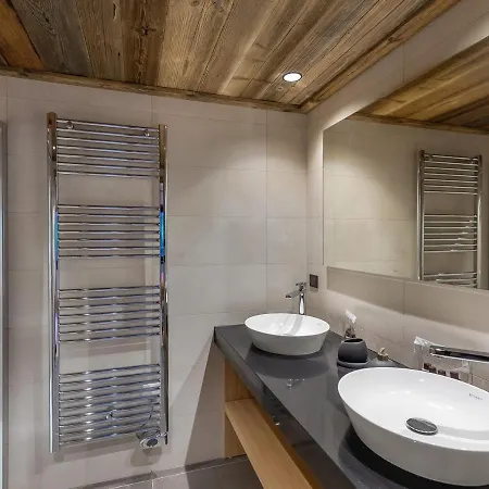 Duplex Moderne 4 Pres Des Pistes Avec Cheminee A - Fr-1-562-72 쿠쉐벨